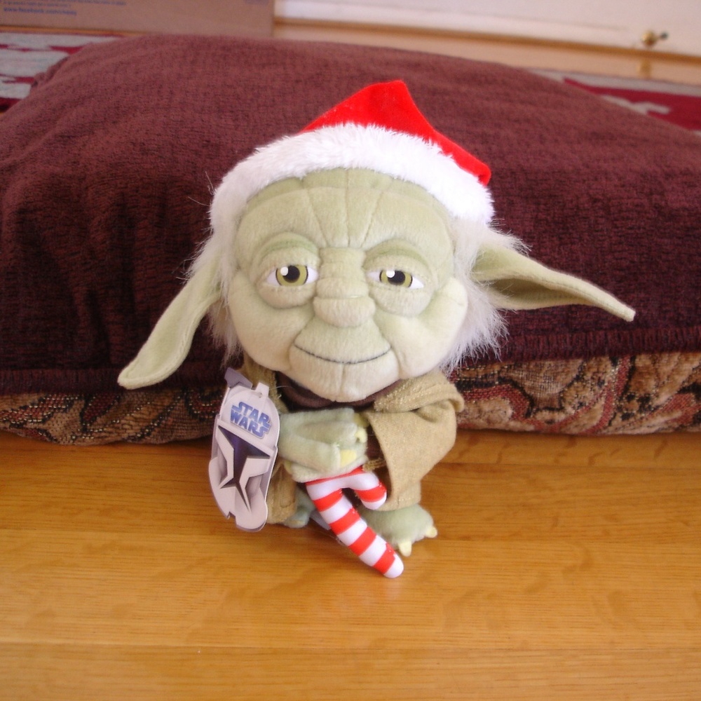 STAR WARS 7" New w/ Tag Super Deformed Santa Yoda
